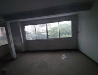 Commercial Unit in Chidlom For Rent