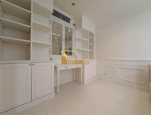 1 Bedroom For Rent in Langsuan Ville