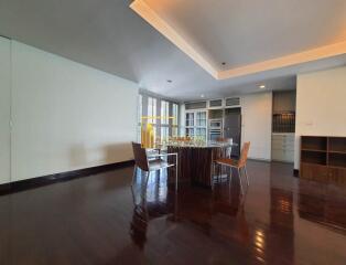 1 Bedroom For Rent in Urbana Langsuan