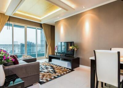 1 Bedroom For Rent in Circle Condominium