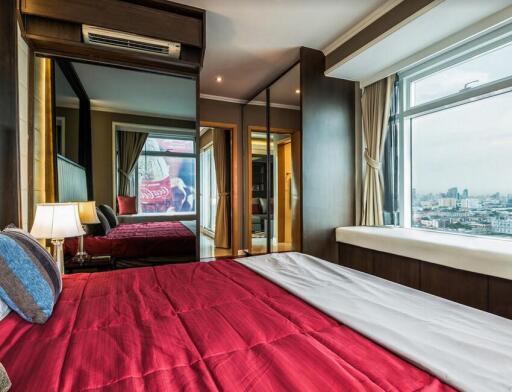 1 Bedroom For Rent in Circle Condominium