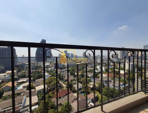 2 Bedroom For Sale in The Crest Sukhumvit 34