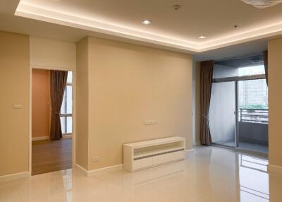 2 Bedroom For Rent in Grand Langsuan Chidlom