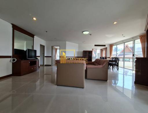 3 Bed Apartment For Rent in Asoke