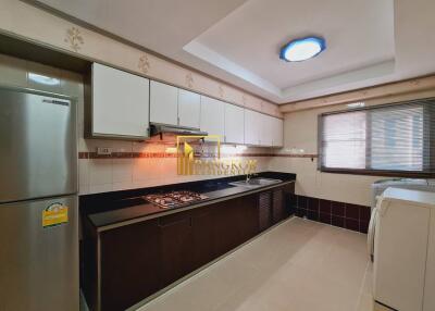 3 Bed Apartment For Rent in Phrom Phong