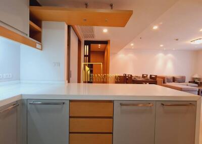 2 Bed Apartment For Rent in Ekkamai