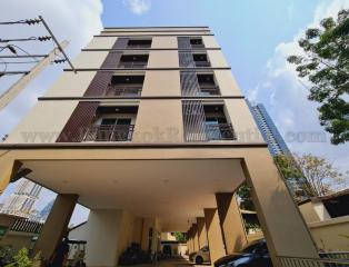 2 Bed Apartment For Rent in Thonglor