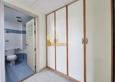 Royal Castle  3 Bedroom Condo in Phrom Phong