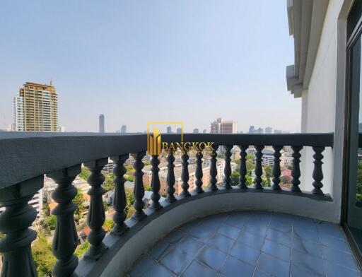 Royal Castle  3 Bedroom Condo in Phrom Phong