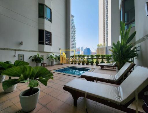Royal Castle  3 Bedroom Condo in Phrom Phong