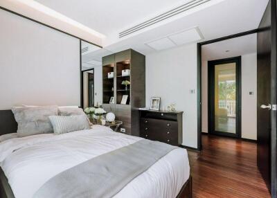 2 Bedroom Condo For Sale in The Private Residence Ratchadamri