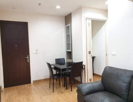 1 Bedroom For Rent in Runesu Thonglor