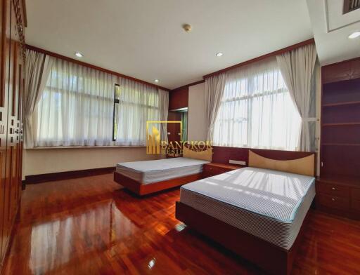 3 Bed Apartment For Rent in Phrom Phong