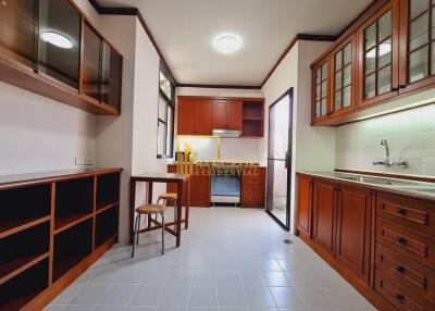 3 Bed Apartment For Rent in Phrom Phong