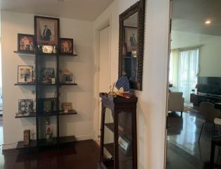 2 Bedroom For Sale in Manhattan Chidlom