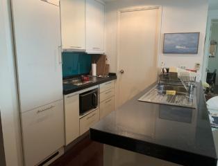 2 Bedroom For Sale in Manhattan Chidlom