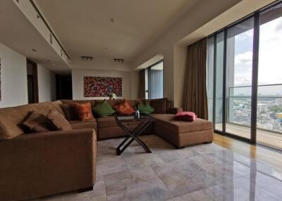 3 Bedroom For Sale in The Met Sathorn