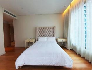 Sindhorn Residence 2 Bedroom Condo For Rent