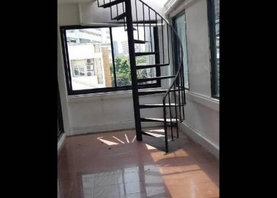Commercial Building For Rent in Phrom Phong
