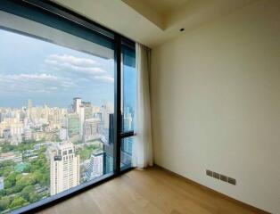 1 Bedroom For Sale in 28 Chidlom