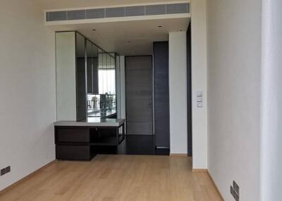 1 Bedroom For Sale in 28 Chidlom