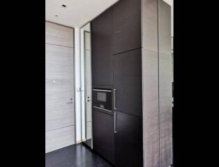 1 Bedroom For Sale in 28 Chidlom