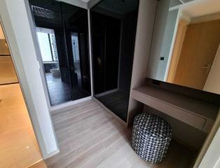 2 Bedroom For Rent in Ashton Silom