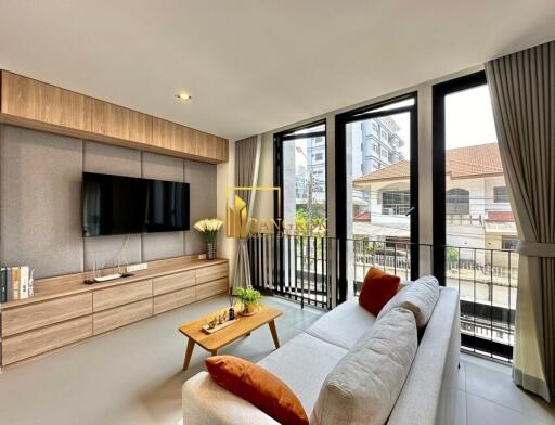 Beautiful 2 Bedroom Apartment For Rent In Phloen Chit
