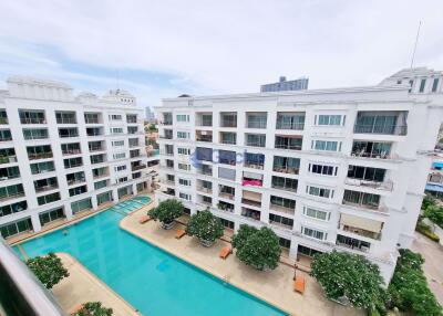 2 Bedrooms Condo in Platinum Suites Jomtien C010009