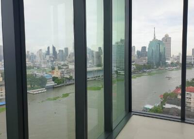 2 Bedroom in Banyan Tree Residences For Sale