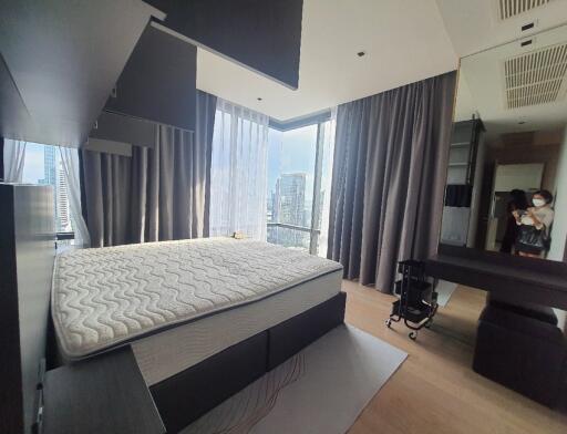 2 Bedroom For Rent in Ashton Silom