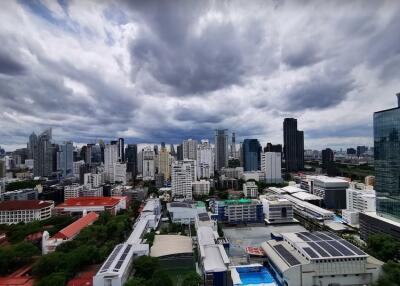 2 Bedroom For Rent in The Lofts Asoke