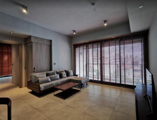 2 Bedroom For Rent in The Lofts Asoke