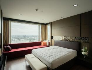 3 Bedroom Condo For Sale in Watermark Chaophraya