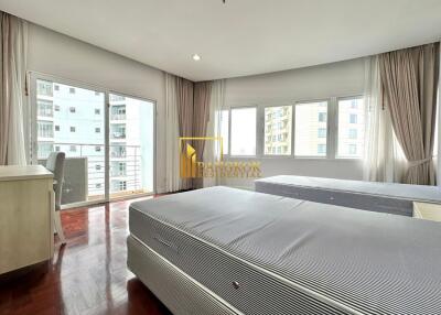 Spacious 3 Bedroom Apartment in Phrom Phong