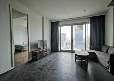 185 Rajadamri  2 Bedroom Luxury Condo For Rent in Prime Location