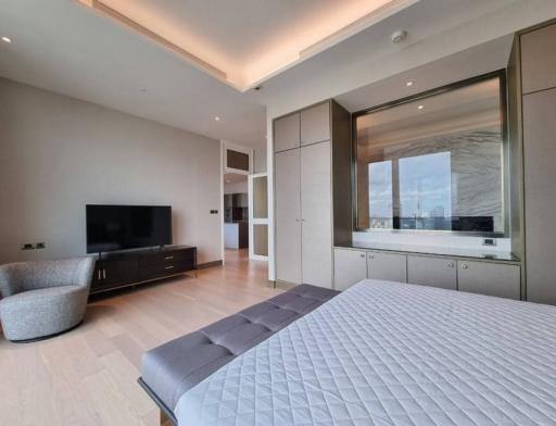 The Residences At Mandarin Oriental Bangkok  3 Bedroom Super Luxury Condo For Rent
