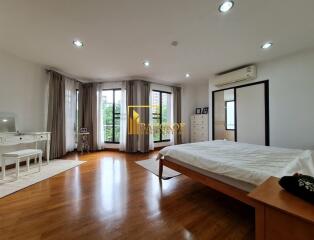 Spacious 3 Bedroom Apartment in Sathorn