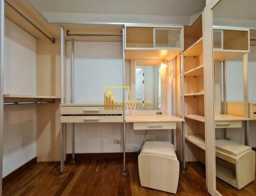 Spacious 3 Bedroom Apartment in Sathorn