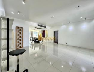 Sukhumvit City Resort  Spacious 4 Bedroom Condo For Rent in Nana