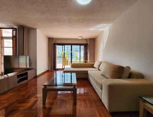 3 Bedroom Luxury Apartment in Chidlom