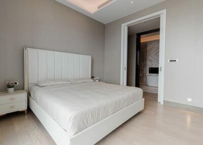 Mandarin Oriental Riverside  2 Bedroom Super Luxury Condo with River View