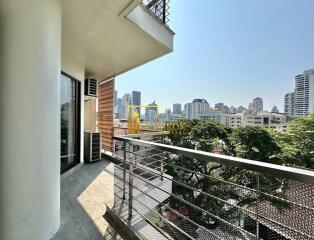 Renovated 1 Bedroom Apartment in Trendy Thong Lo