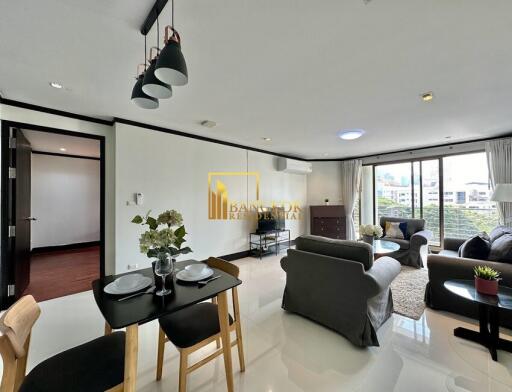 Renovated 1 Bedroom Apartment in Trendy Thong Lo