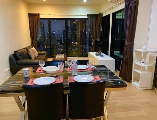 Noble Reveal  Comfortable 2 Bedroom Condo in Ekkamai