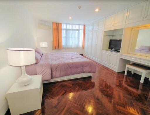 Waterford Park  Spacious 2 Bedroom Pet Friendly Condo For Rent in Thonglor