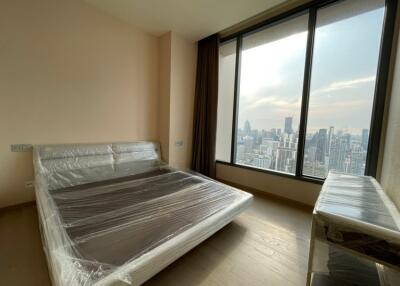 The Esse Asoke  1 Bedroom Luxury Condo For Sale