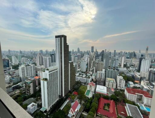 The Esse Asoke  1 Bedroom Luxury Condo For Sale