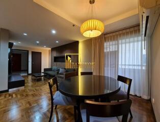 Baan Suanpetch  Renovated 2 Bedroom Condo For Rent in Phrom Phong