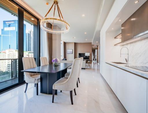The Monument  2 Bedroom Luxury Condo in Thonglor